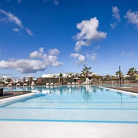 Отель Caybeach Papagayos